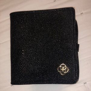 Kendra Scott Black Pebbled Travel Case